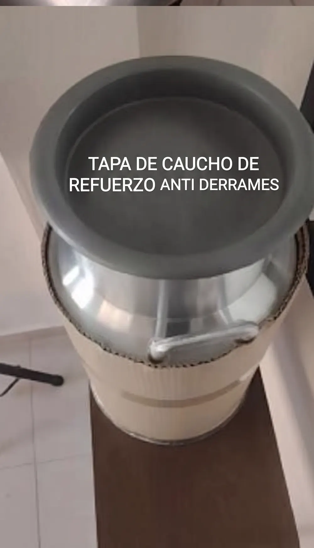 Tapa de caucho de refuerzo anti derrames