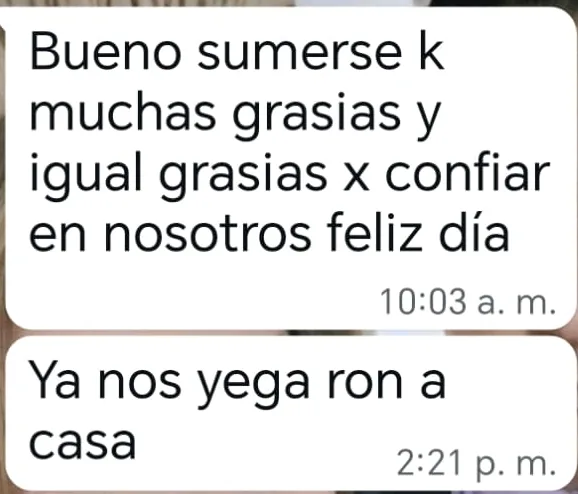 Mensaje de WhatsApp de un cliente agradeciendo y confirmando que el pedido llegó a su casa